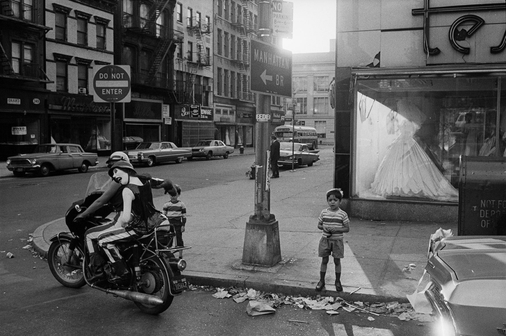 Jill Freedman 借台相机走上街头