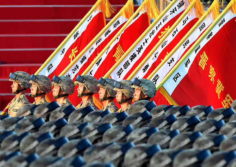我们的队伍向太阳—— 中国首次以盛大阅兵纪念抗战胜利70周年