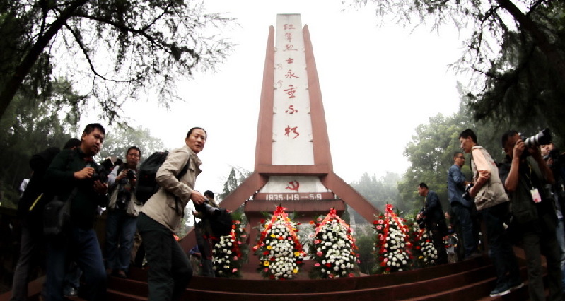 全国主流媒体聚焦赤水大型采风活动剪影