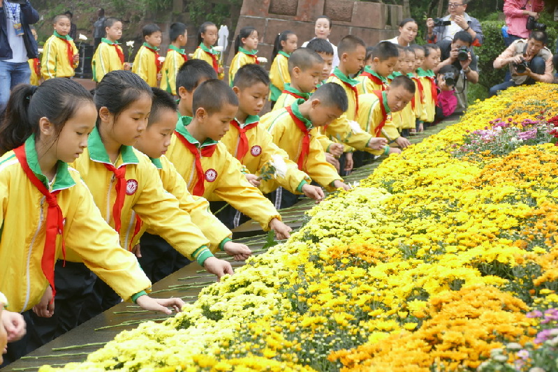 全国主流媒体聚焦赤水大型采风活动剪影