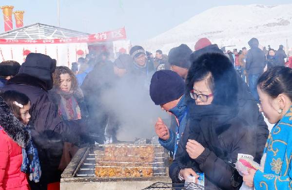 新疆昭苏：冰雪旅游节活动精彩纷呈