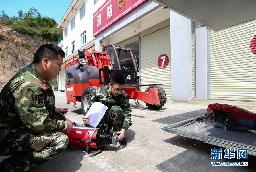 汶川地震幸存者蒋雨航：重生后，我就成了你