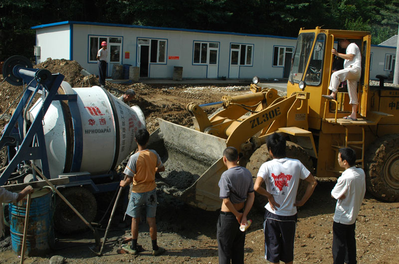 汶川地震十周年回顾：重建家园 生产自救