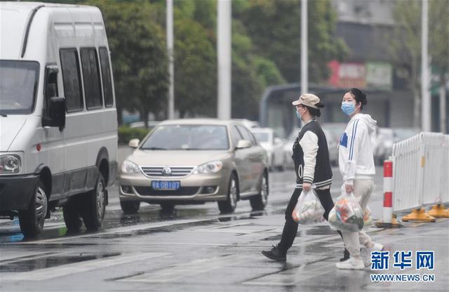 武汉正逐渐恢复“生活气息”