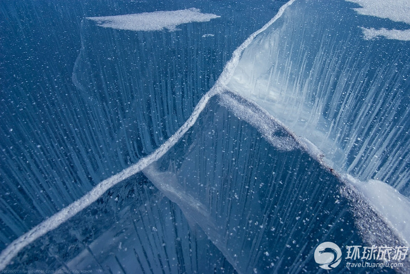 贝加尔湖美轮美奂冰景